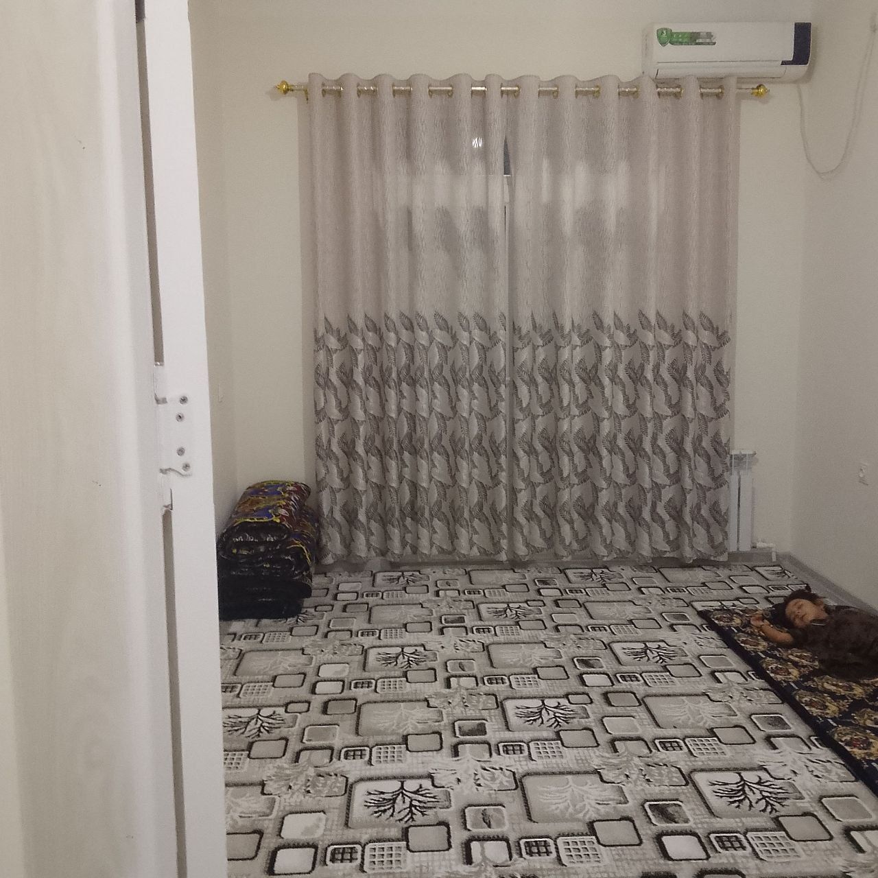 Oilaga va qizlarga 2 xonali kvartira · Manguzar, 6-rasm
