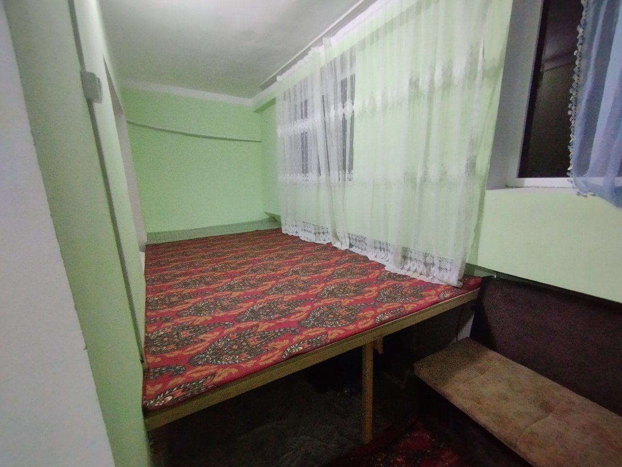 Talaba qizlarga 3 xonali kvartira · Azizbek restorani, 2-rasm